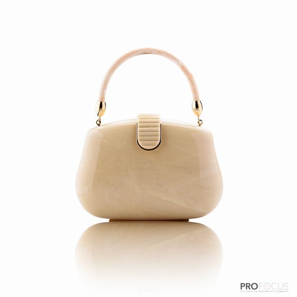 Fotografia de producto fondo blanco puro bolso|Profocus